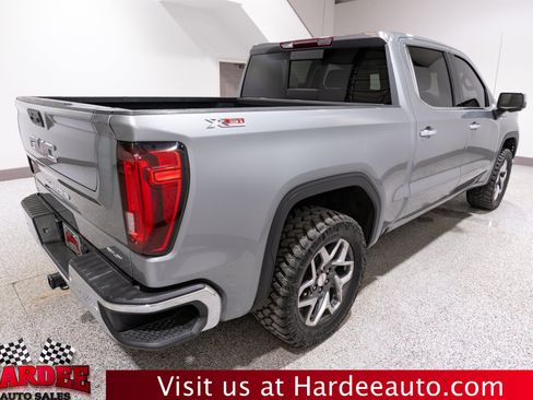 Used 2023 GMC Sierra 1500 SLT w/ SLT Premium Plus Package AWD/4WD image 5
