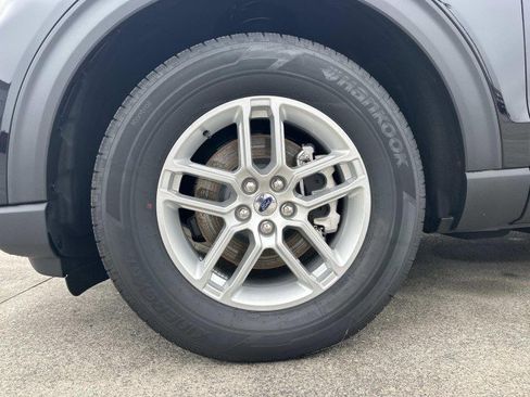 New 2026 Ford Explorer Active w/ Active Comfort Package image 11