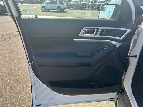 Used 2014 Ford Explorer XLT w/ Equipment Group 202A image 15