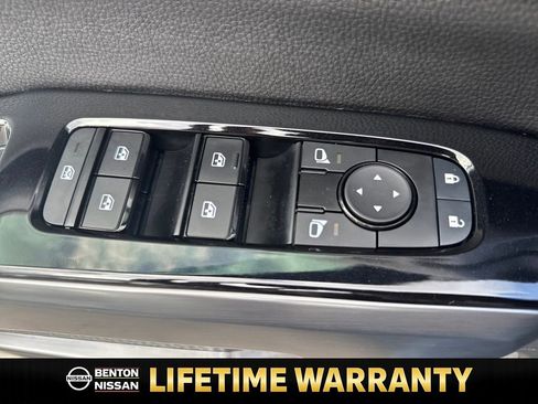 Certified 2023 Nissan Pathfinder SL image 12