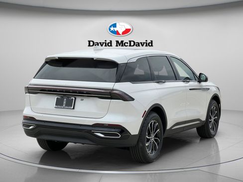 New 2026 Lincoln Nautilus Premier w/ Equipment Group 102A AWD/4WD image 7