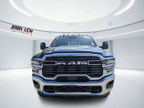New 2026 RAM 3500 Tradesman AWD/4WD image 8