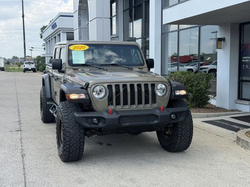 Used 2020 Jeep Gladiator Rubicon AWD/4WD image 19