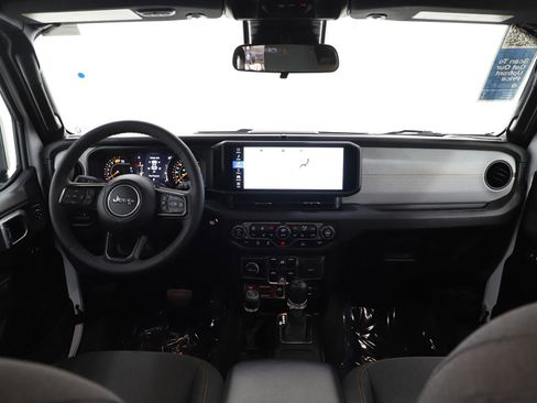 Used 2024 Jeep Wrangler Unlimited Sport AWD/4WD image 14