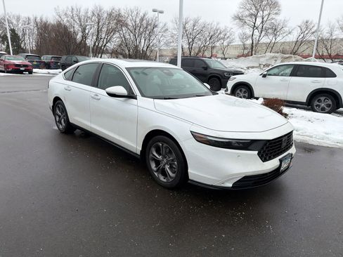 Certified 2023 Honda Accord EX-L image 3