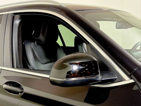 Certified 2023 BMW X3 xDrive30i w/ Convenience Package image 31