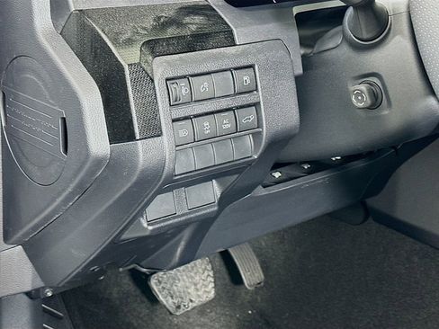 Used 2025 Toyota 4Runner Limited image 10