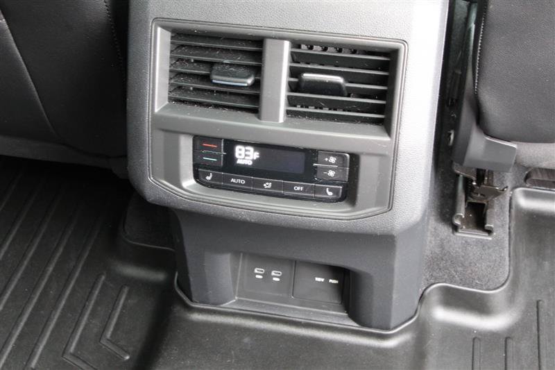 Used 2023 Volkswagen Atlas SEL Premium AWD/4WD image 27