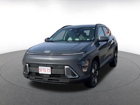 Used 2025 Hyundai Kona SEL image 7