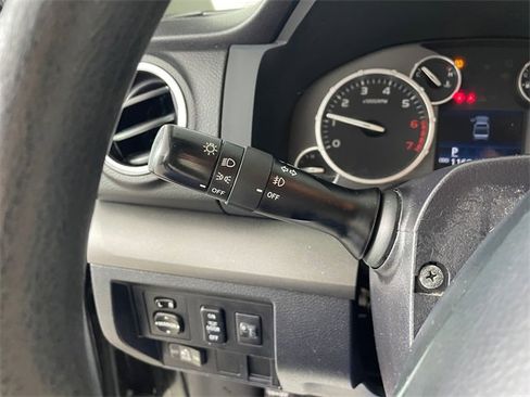 Used 2017 Toyota Tundra SR5 image 14