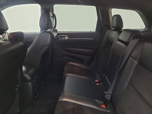 Used 2017 Jeep Grand Cherokee Altitude AWD/4WD image 18