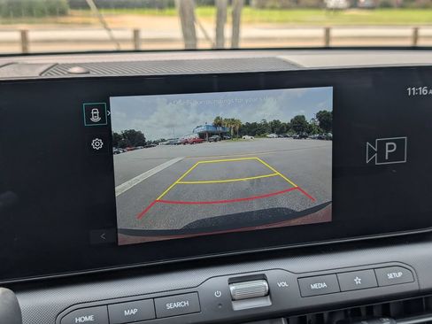 Used 2025 Kia K4 FWD image 23
