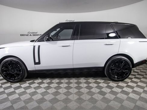 Used 2026 Land Rover Range Rover Long Wheelbase SE AWD/4WD image 5