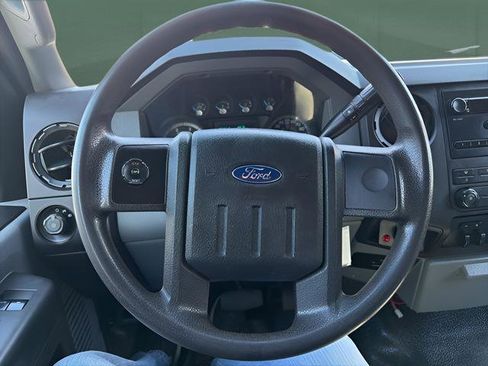Used 2012 Ford F550 4x4 Regular Cab Super Duty w/ Payload Upgrade Pkg image 13