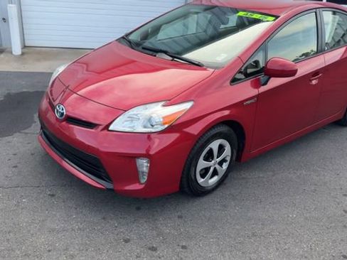 Used 2015 Toyota Prius Two FWD image 5