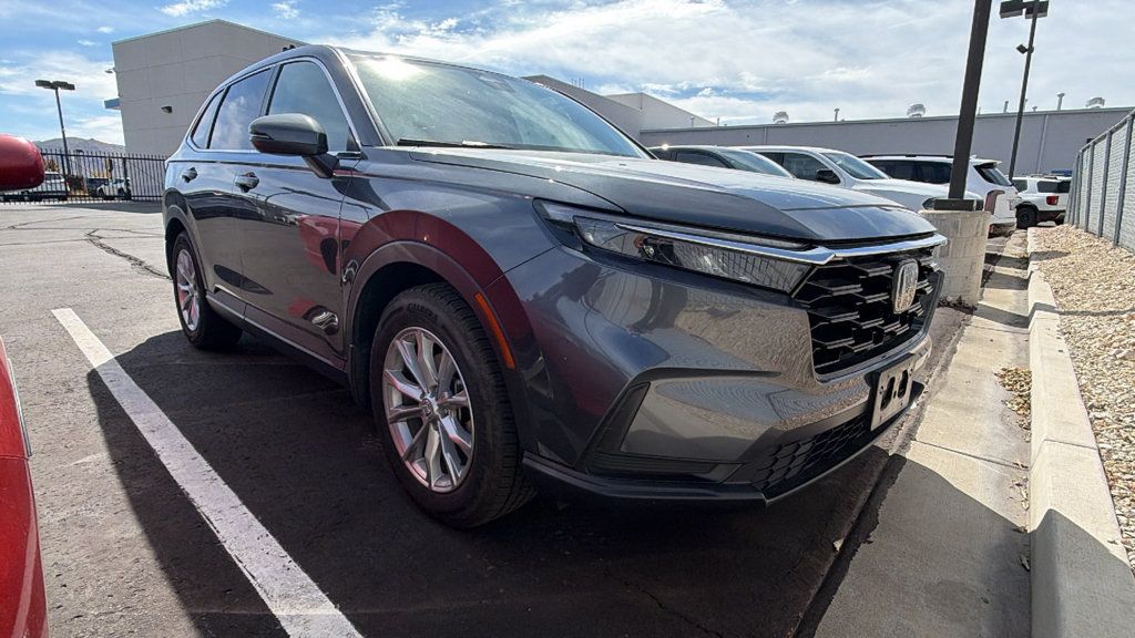 Used 2023 Honda CR-V EX image 1