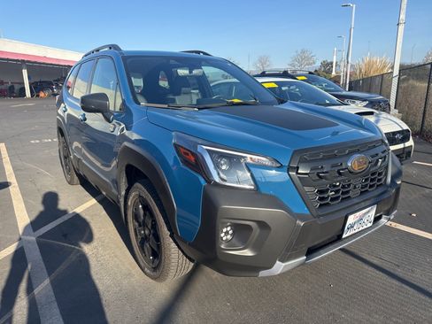 Used 2023 Subaru Forester Wilderness image 1