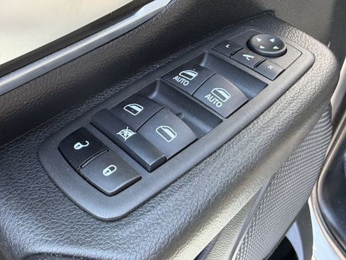 Used 2022 RAM 1500 Big Horn AWD/4WD image 13
