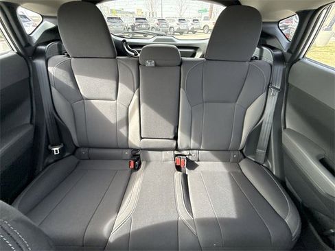 Used 2025 Subaru Crosstrek 2.0i Premium image 22