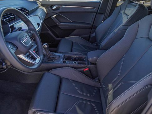 Certified 2025 Audi Q3 2.0T Premium w/ Convenience Package image 8