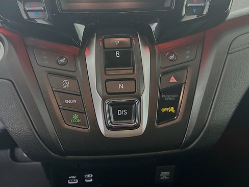 Used 2025 Honda Odyssey Sport-L image 21