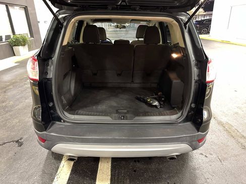 Used 2015 Ford Escape SE image 11