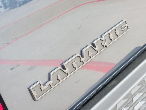 New 2026 RAM 2500 Laramie AWD/4WD image 13