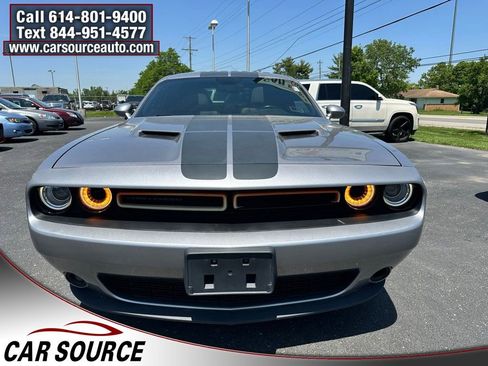 Used 2016 Dodge Challenger SXT w/ Blacktop Package RWD image 9