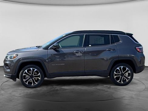 Used 2024 Jeep Compass Limited AWD/4WD image 6