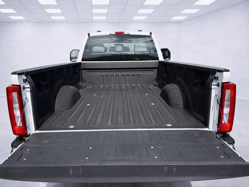 Used 2023 Ford F350 XL w/ XL Chrome Package RWD image 9