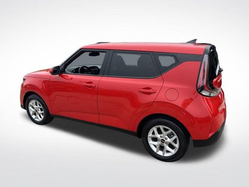 Certified 2023 Kia Soul S FWD image 46