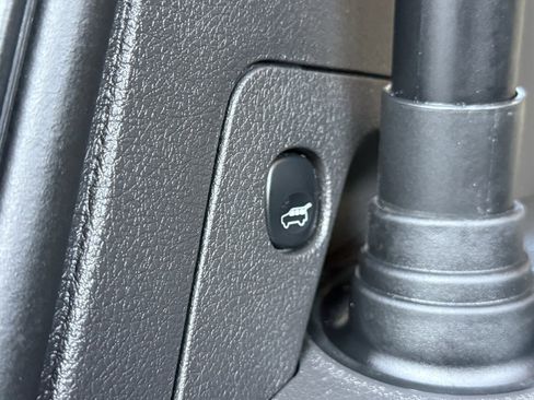 Used 2017 Ford Flex Limited image 35