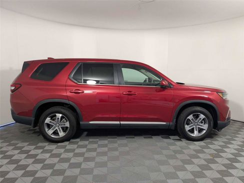 Used 2024 Honda Pilot EX-L image 5