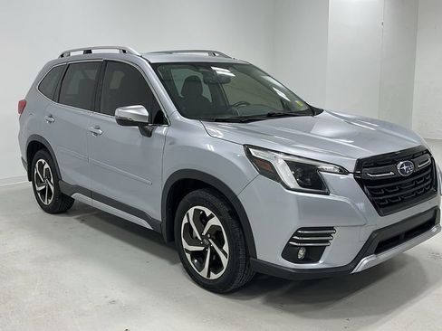 Used 2022 Subaru Forester Touring image 8