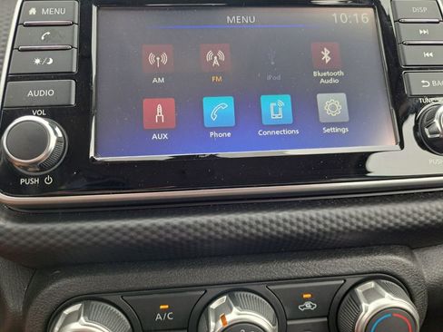 Certified 2024 Nissan Kicks S image 12