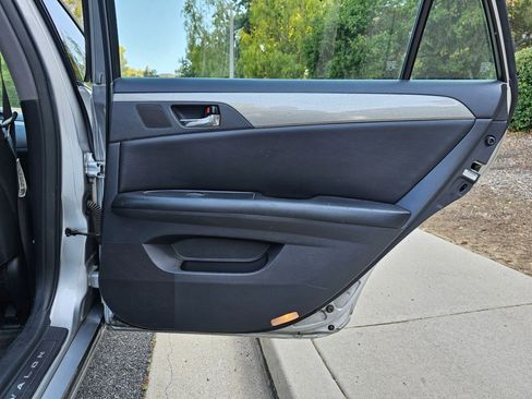 Used 2005 Toyota Avalon Touring image 26