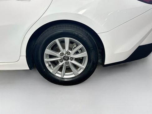 Used 2025 Toyota Camry LE FWD image 11
