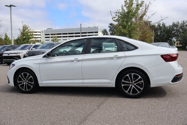 Certified 2026 Volkswagen Jetta Sport FWD image 5