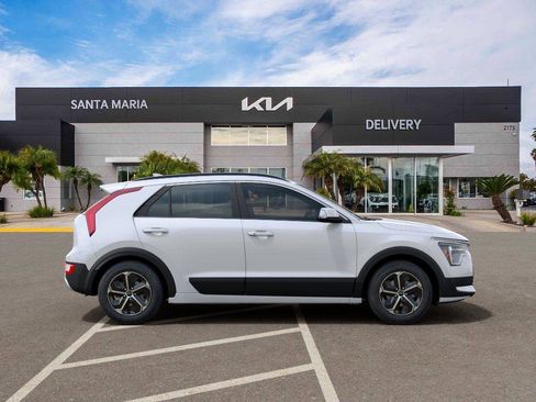 New 2026 Kia Niro EX image 5