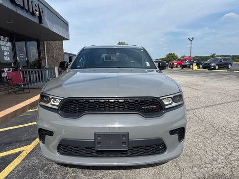 Used 2024 Dodge Durango GT AWD/4WD image 2