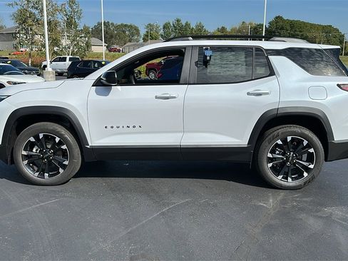 New 2026 Chevrolet Equinox RS w/ Convenience Package III image 4