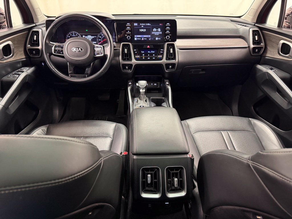 Used 2021 Kia Sorento EX w/ Panoramic Sunroof Package AWD/4WD image 34