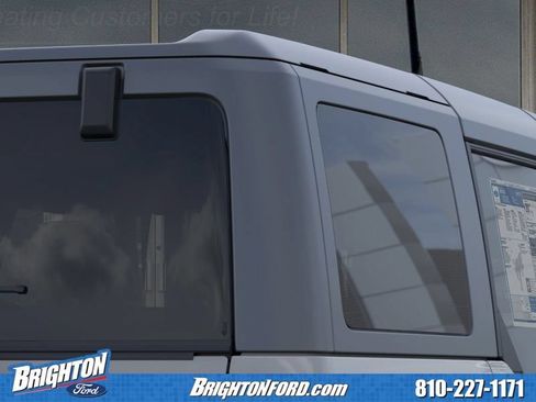 Used 2026 Ford Bronco Outer Banks AWD/4WD image 25