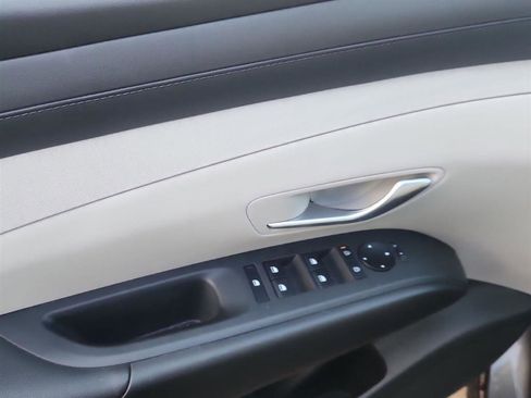 Used 2025 Hyundai Tucson SEL image 27