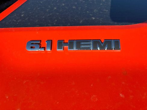 Used 2009 Dodge Challenger SRT8 w/ SRT Option Group II RWD image 6