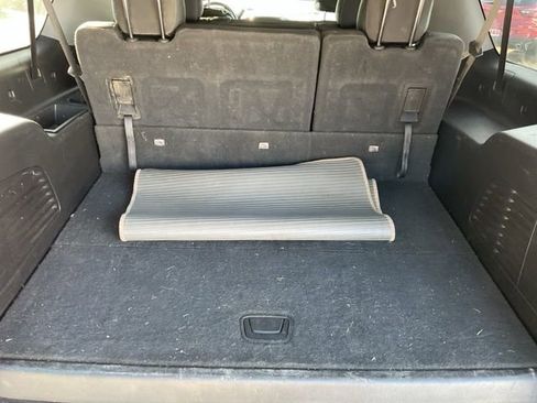 Used 2019 Chevrolet Suburban LT image 29