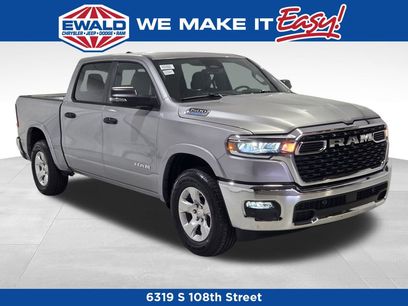 New 2025 RAM 1500 4x4 Crew Cab