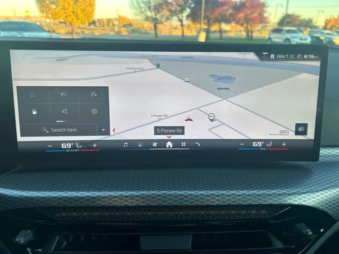 Certified 2025 BMW M240i xDrive Coupe image 25