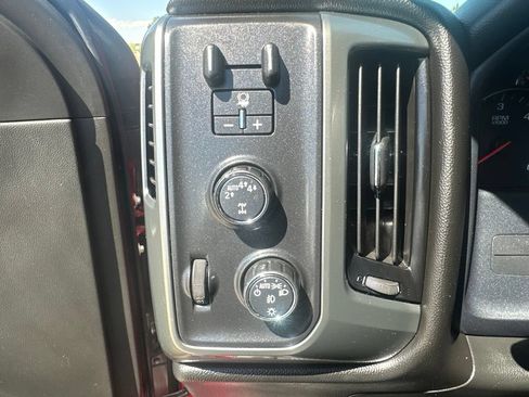 Used 2018 Chevrolet Silverado 1500 LT w/ All Star Edition AWD/4WD image 12