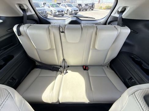 Used 2022 Subaru Ascent Limited w/ Technology Package image 24
